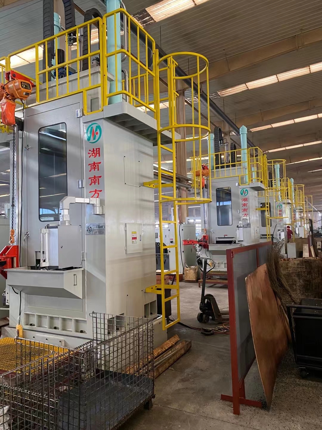 LG557系列雙導(dao)柱上拉式立(lì)式内拉床5